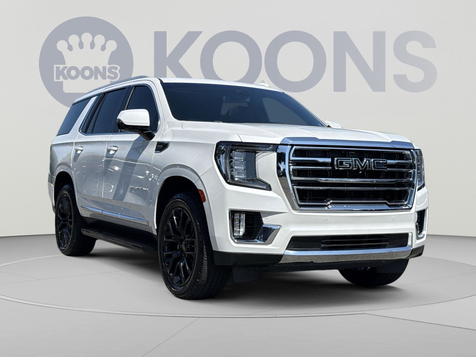 2023 GMC Yukon SLT