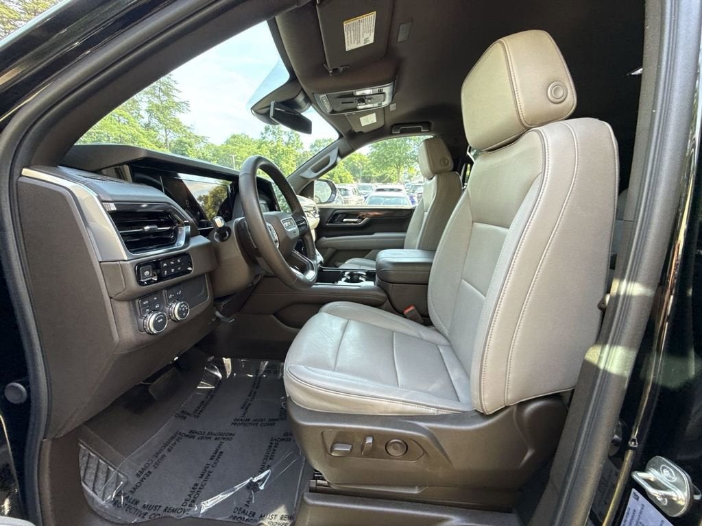2025 GMC Yukon Elevation