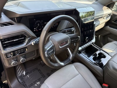 2025 GMC Yukon Elevation