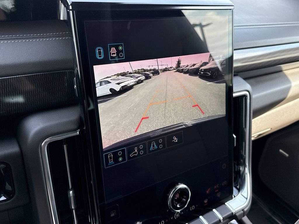 2025 GMC Yukon Elevation