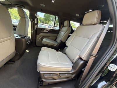 2025 GMC Yukon Elevation
