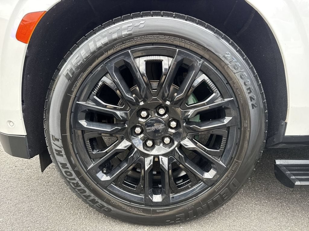 2023 GMC Yukon Denali Ultimate