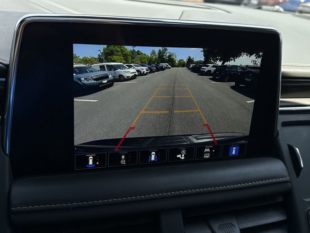 2023 GMC Yukon XL AT4