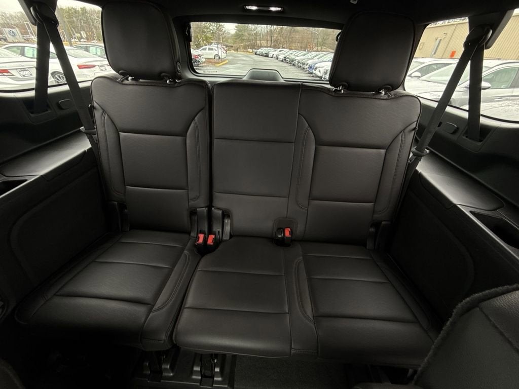 2021 Chevrolet Suburban High Country