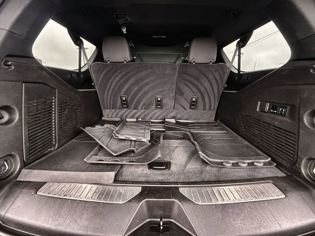 2021 Chevrolet Suburban High Country