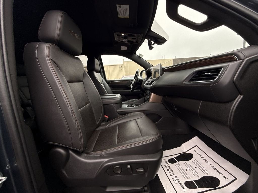 2021 Chevrolet Suburban High Country