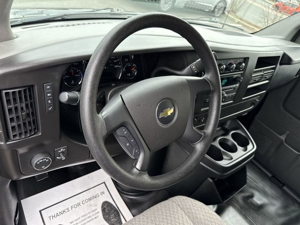 2014 Chevrolet Express Passenger 3500 LS