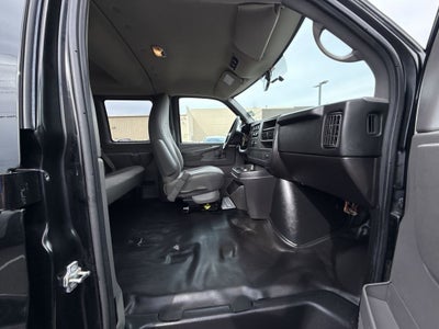 2014 Chevrolet Express Passenger 3500 LS