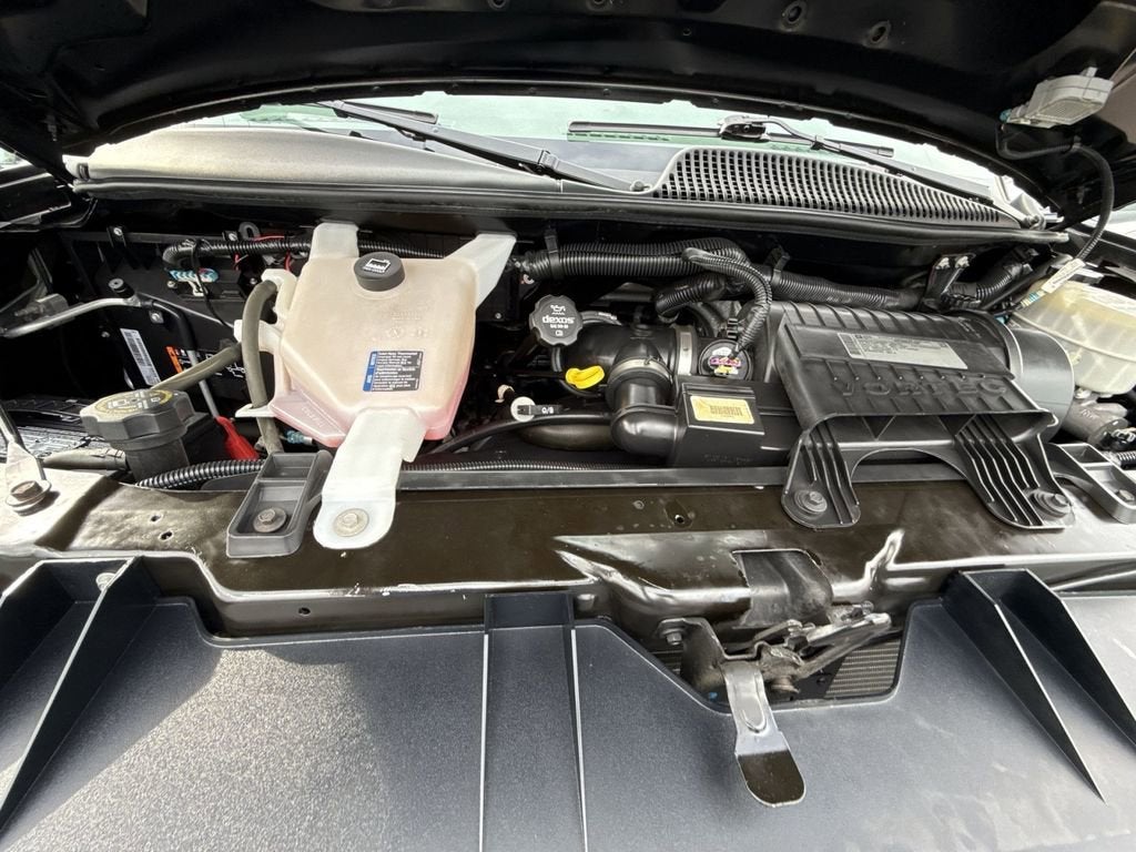 2014 Chevrolet Express Passenger 3500 LS