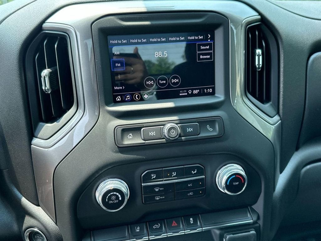 2025 GMC Sierra 2500 HD Pro