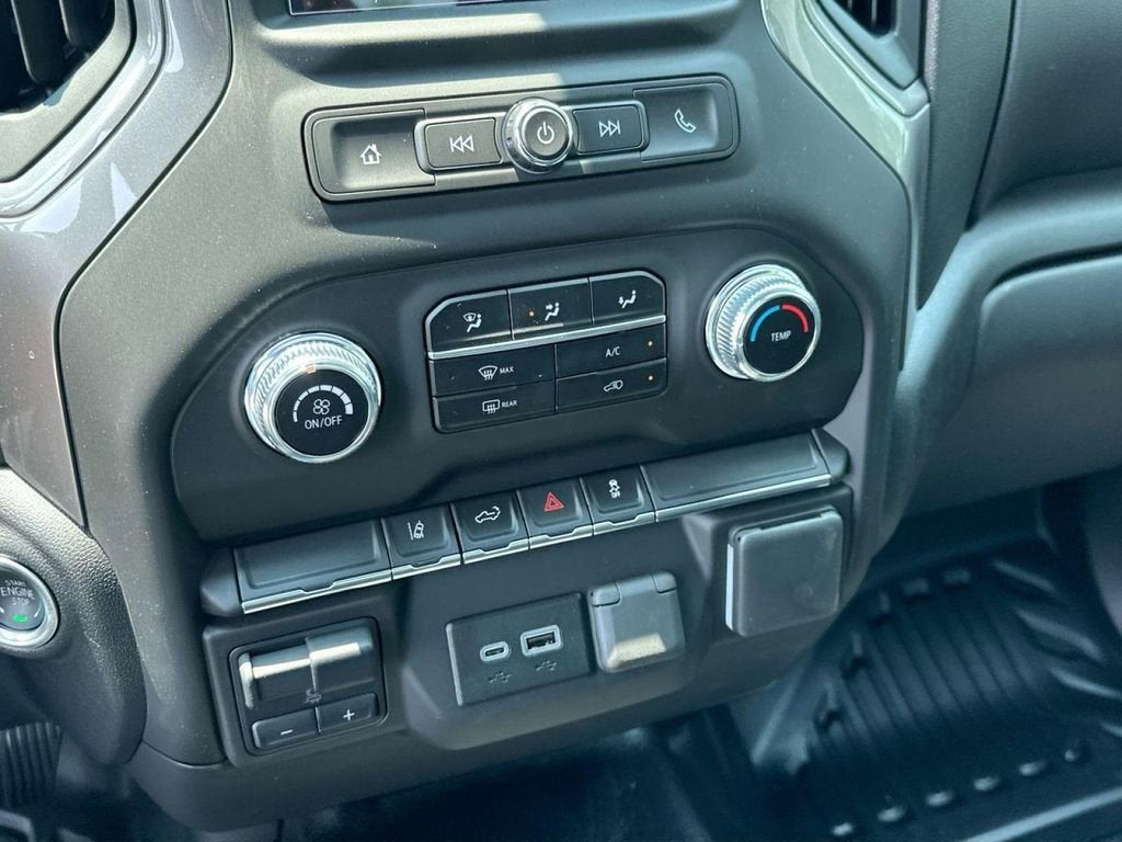 2025 GMC Sierra 2500 HD Pro