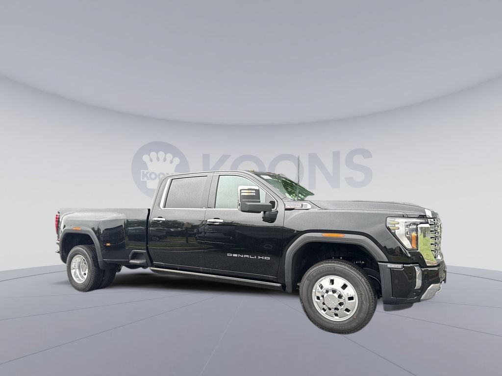 2026 GMC Sierra 3500 HD Denali DRW