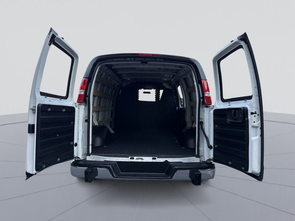2024 GMC Savana Cargo 2500 Work Van