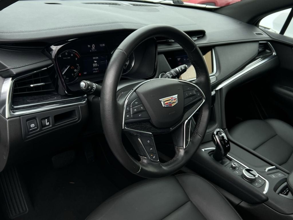2022 Cadillac XT5 Premium Luxury