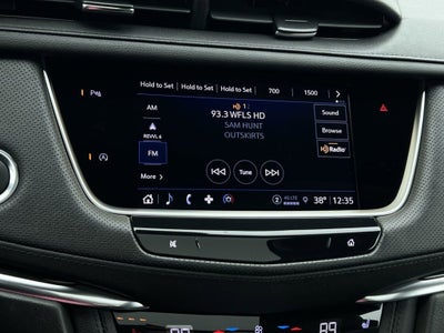 2022 Cadillac XT5 Premium Luxury