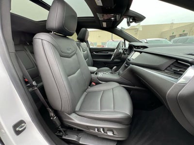 2022 Cadillac XT5 Premium Luxury