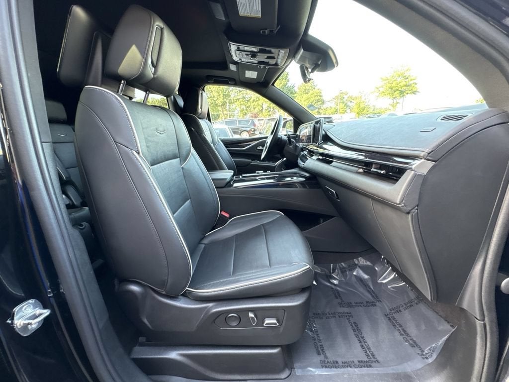 2023 Cadillac Escalade Sport