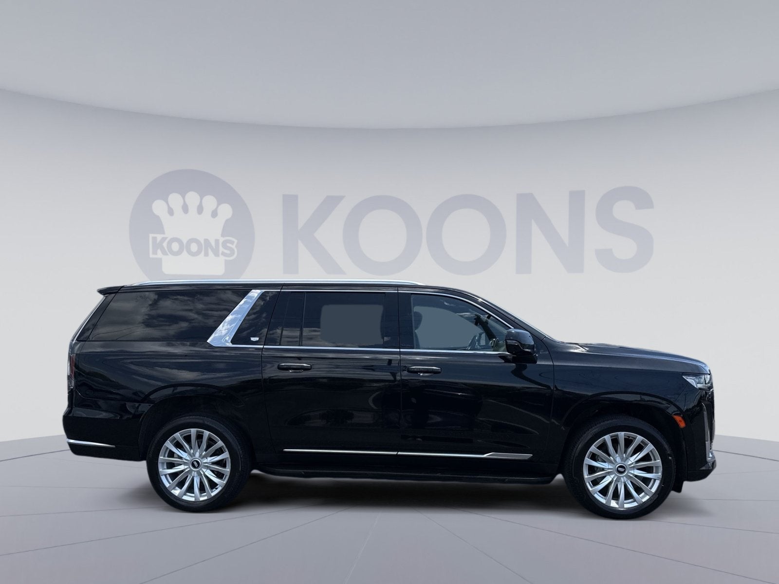 2023 Cadillac Escalade ESV Luxury