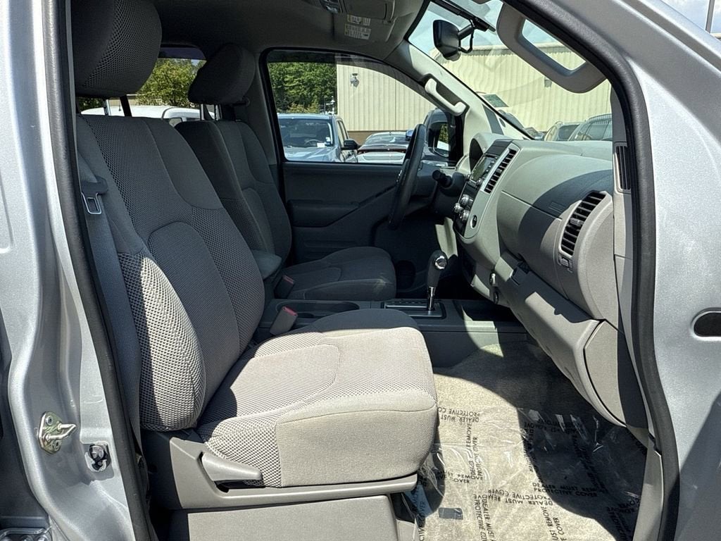 2017 Nissan Frontier SV