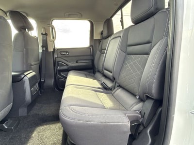 2025 Nissan Frontier SV