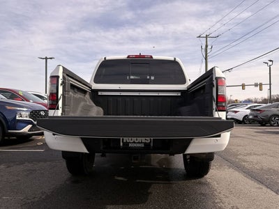 2025 Nissan Frontier SV