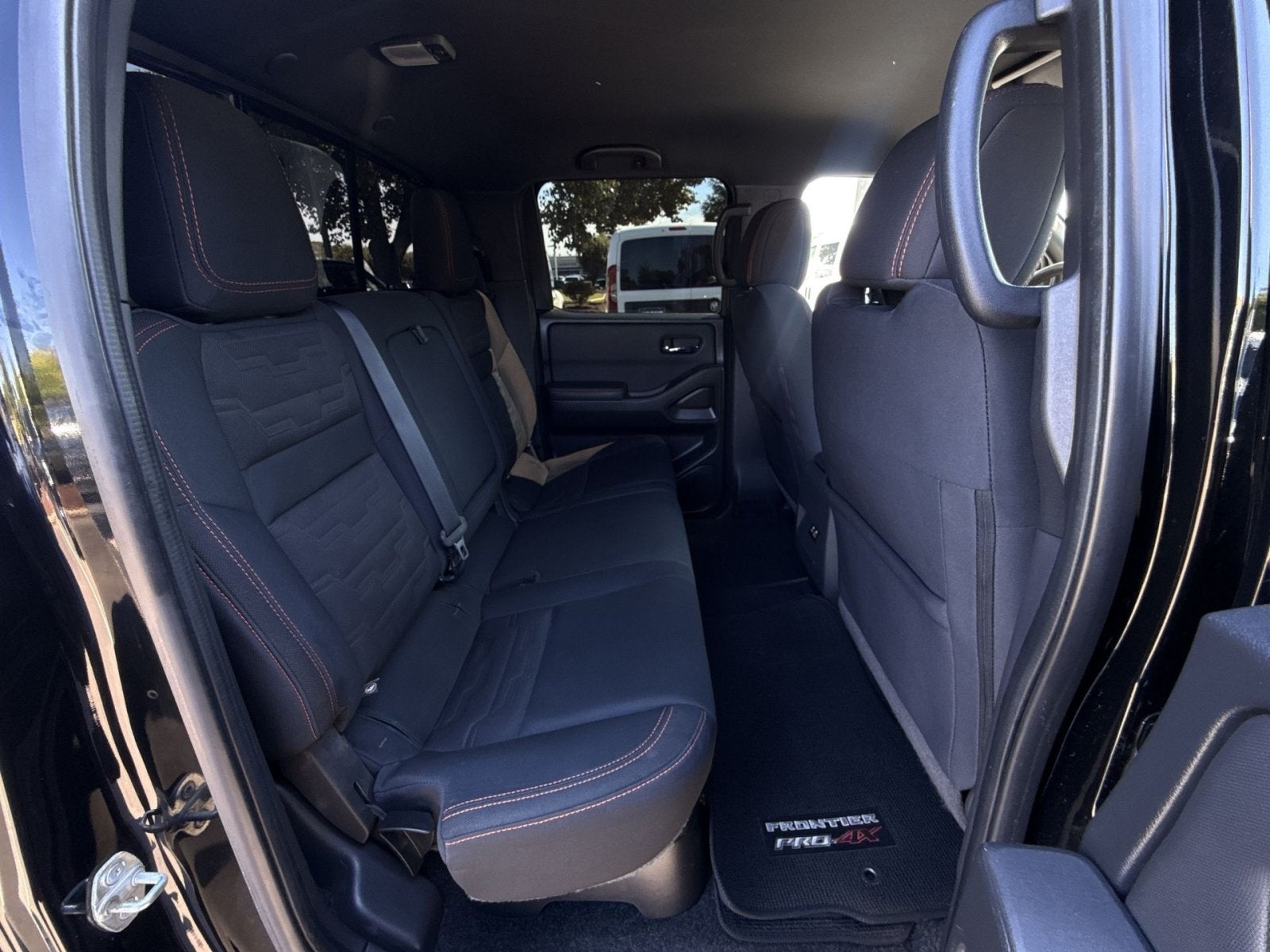 2022 Nissan Frontier Crew Cab PRO-4X 4x4