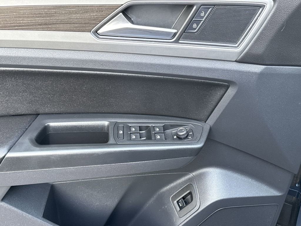 2018 Volkswagen Atlas SE w/ Tech