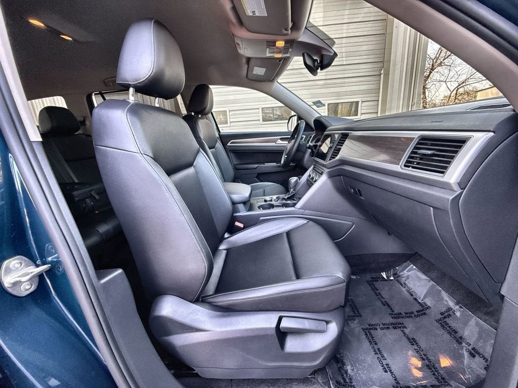 2018 Volkswagen Atlas SE w/ Tech