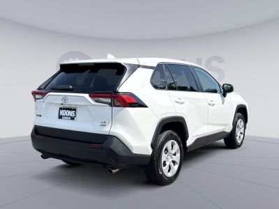 2025 Toyota RAV4 LE