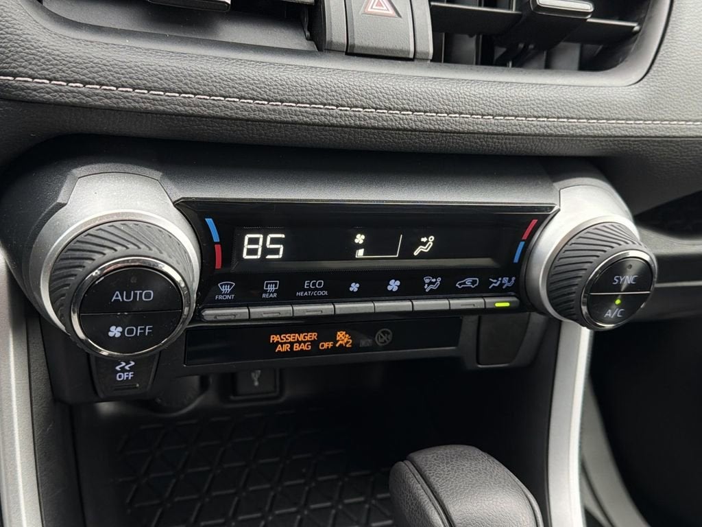 2020 Toyota RAV4 Hybrid LE