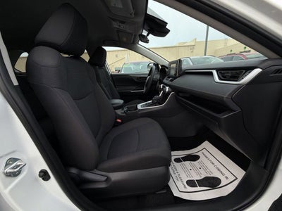 2020 Toyota RAV4 Hybrid LE