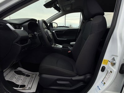 2020 Toyota RAV4 Hybrid LE