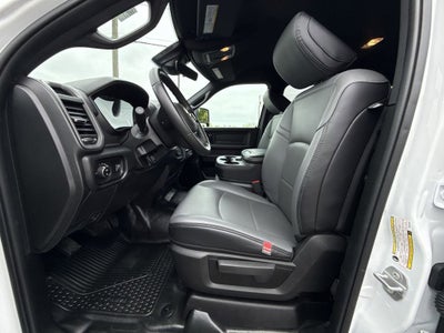 2025 RAM 2500 Tradesman Crew Cab 4x4 6'4" Box