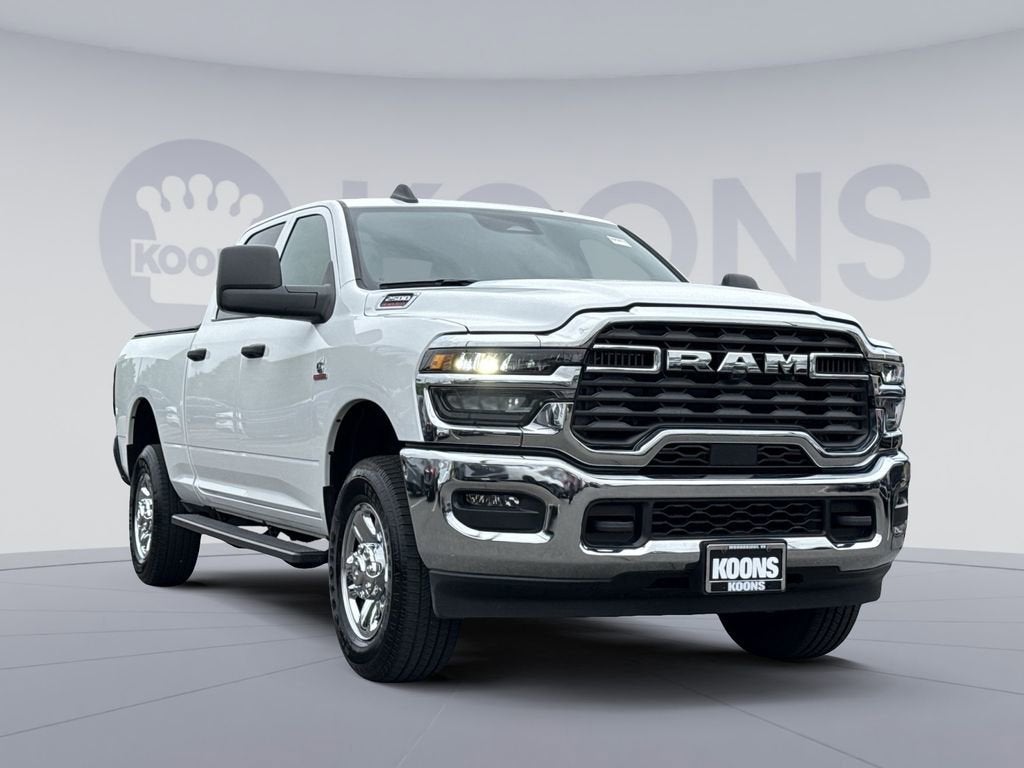2025 RAM 2500 Tradesman Crew Cab 4x4 6'4" Box