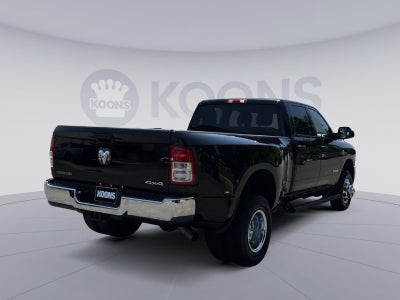 2022 RAM 3500 Big Horn Crew Cab 4x4 8' Box