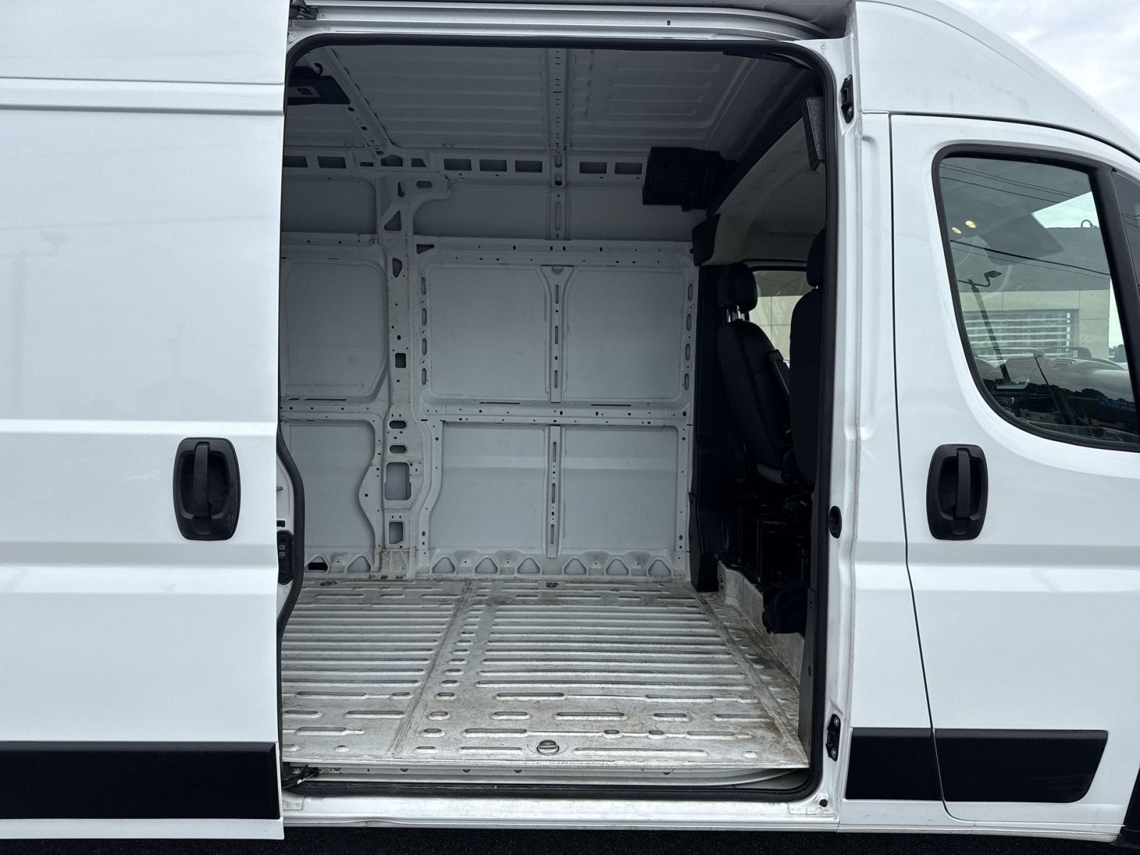 2026 RAM ProMaster Cargo Van Tradesman