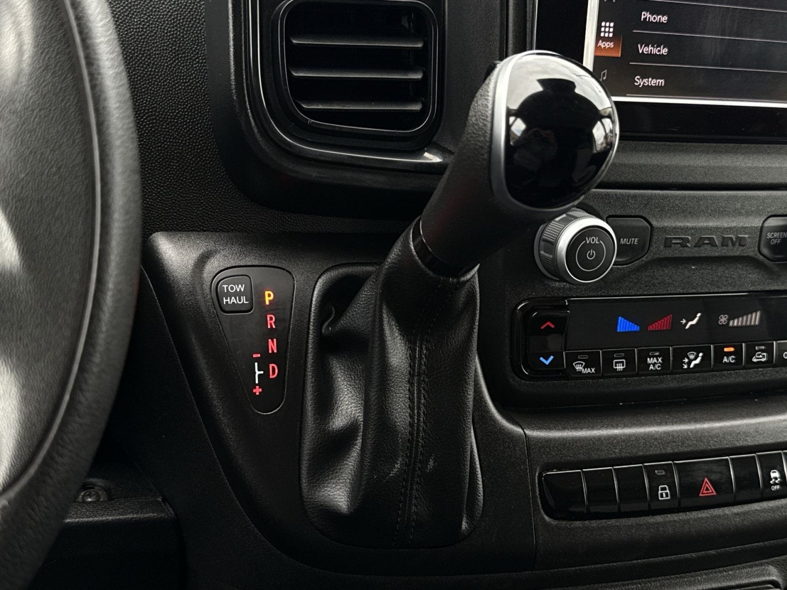 2025 RAM ProMaster Cargo Van Tradesman