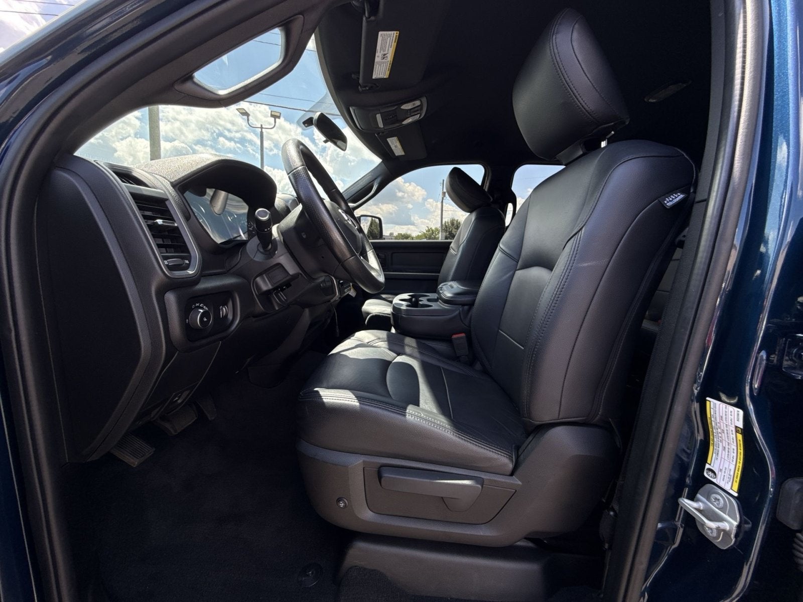 2022 RAM 2500 Tradesman Crew Cab 4x4 6'4" Box