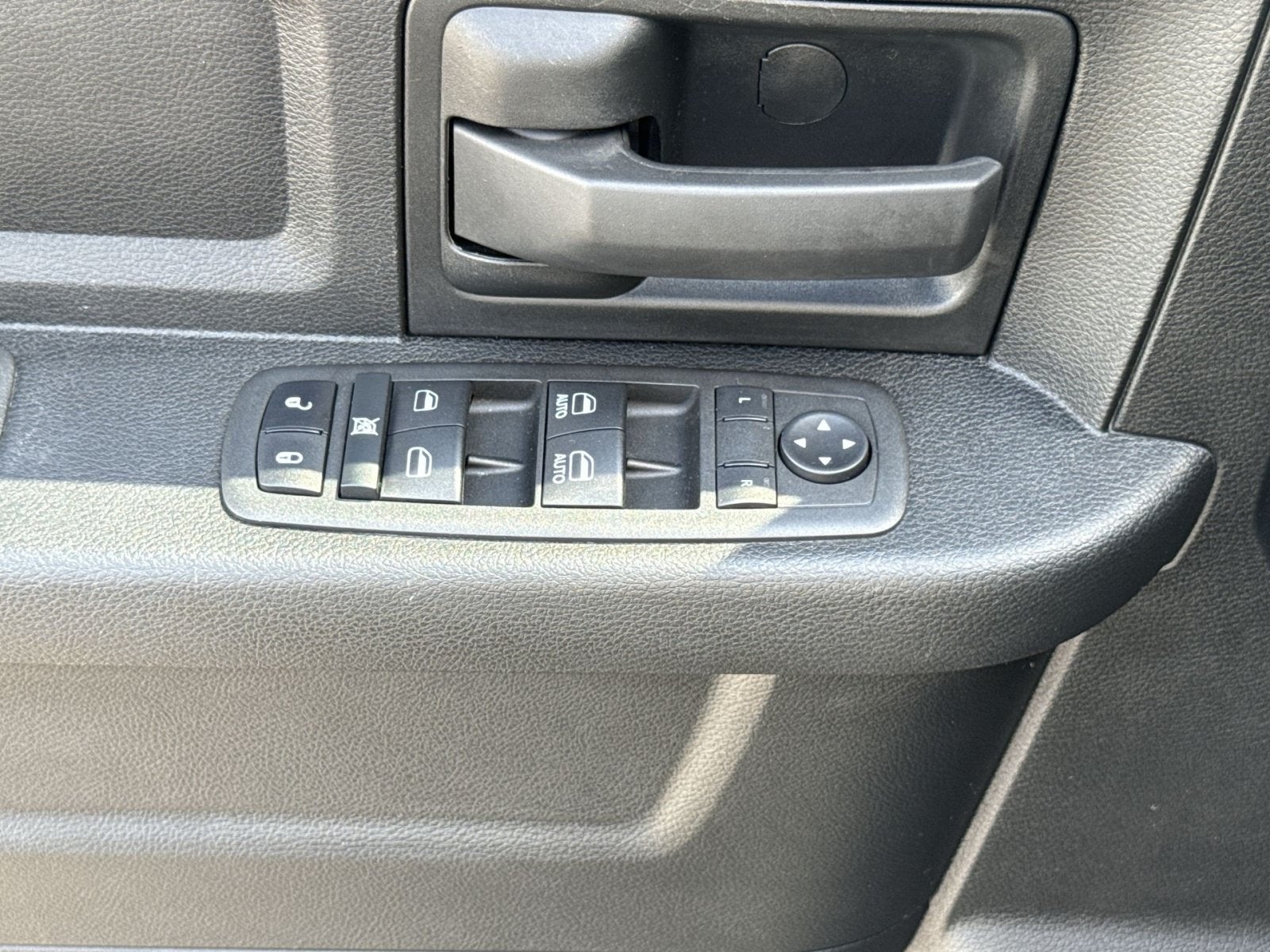 2022 RAM 2500 Tradesman Crew Cab 4x4 6'4" Box