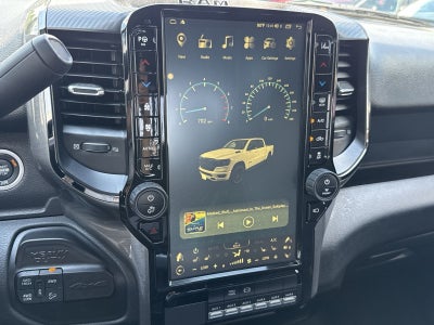 2022 RAM 2500 Tradesman Crew Cab 4x4 6'4" Box