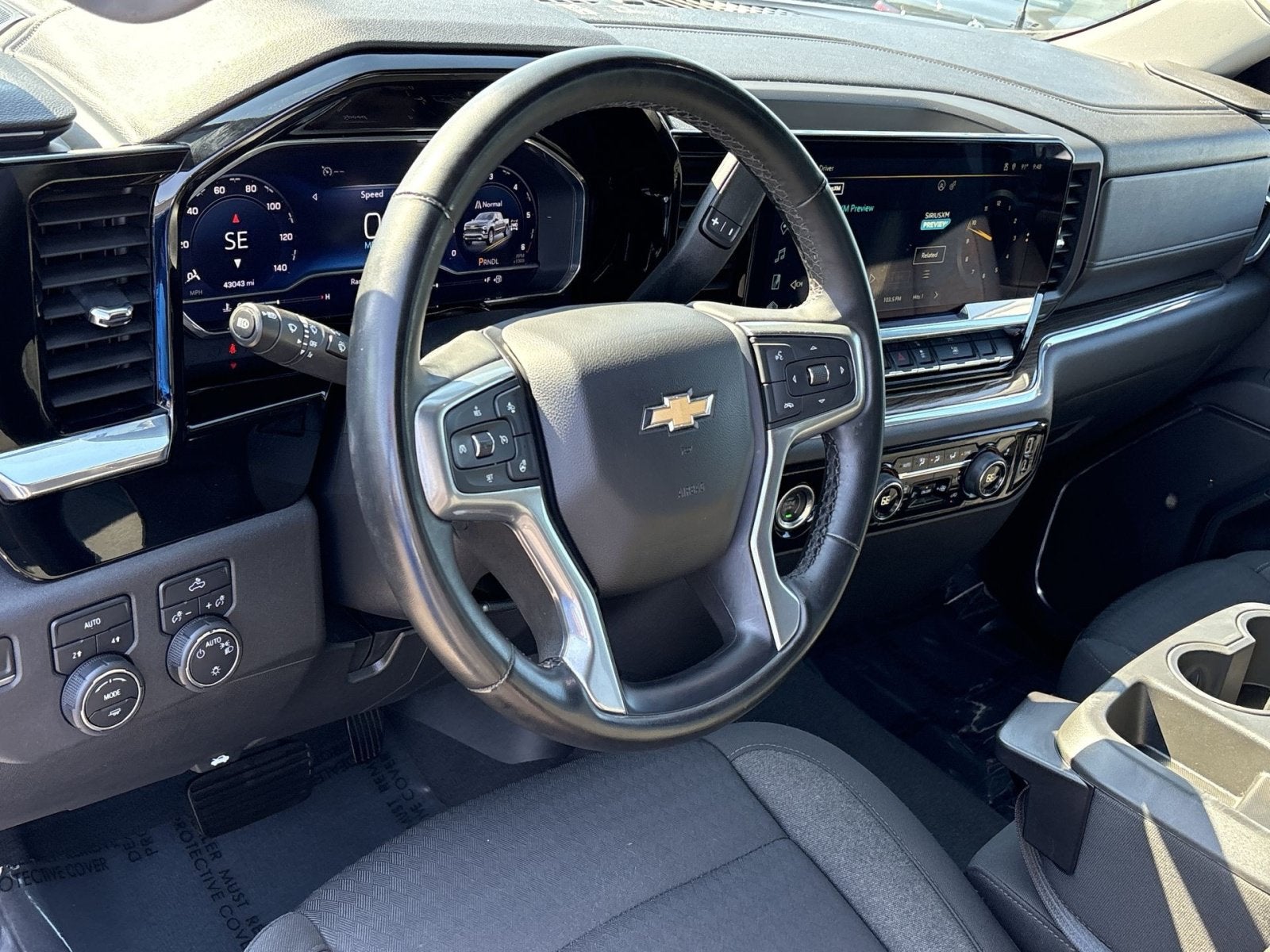 2023 Chevrolet Silverado 1500 LT (2FL)