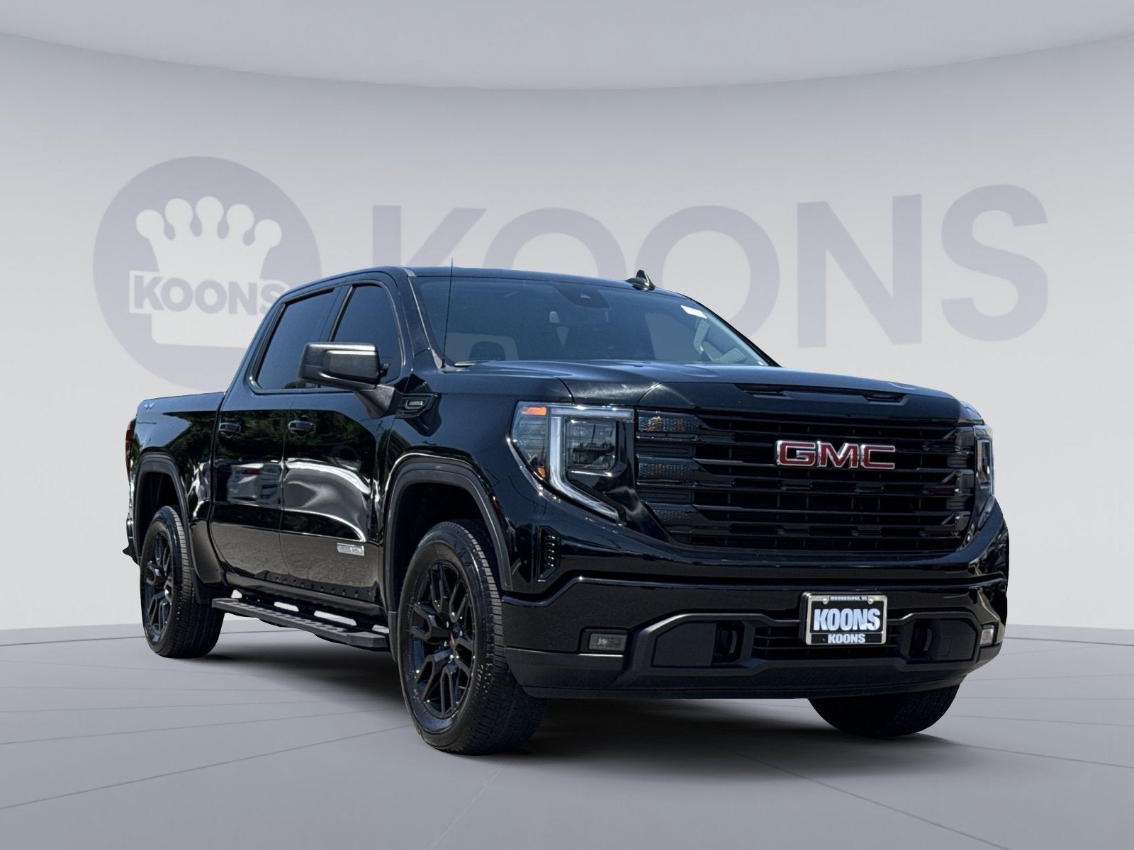 2025 GMC Sierra 1500 Elevation