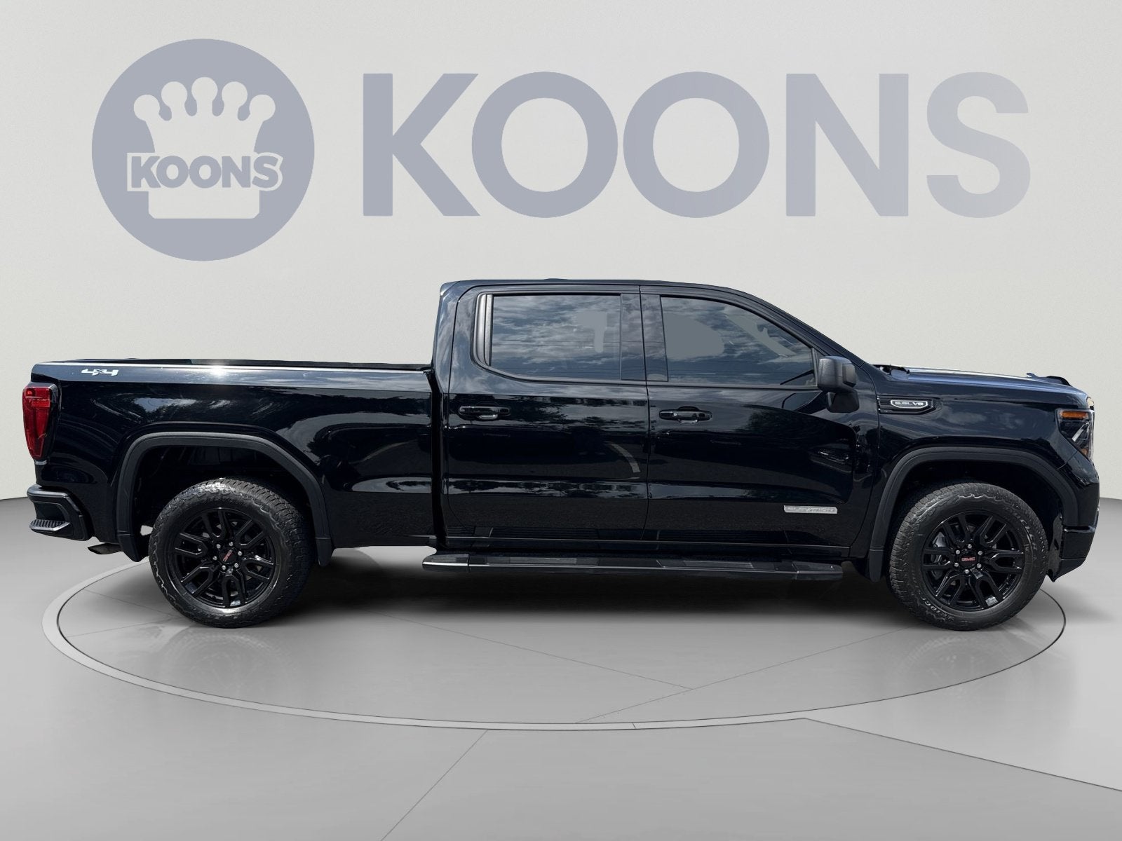 2025 GMC Sierra 1500 Elevation