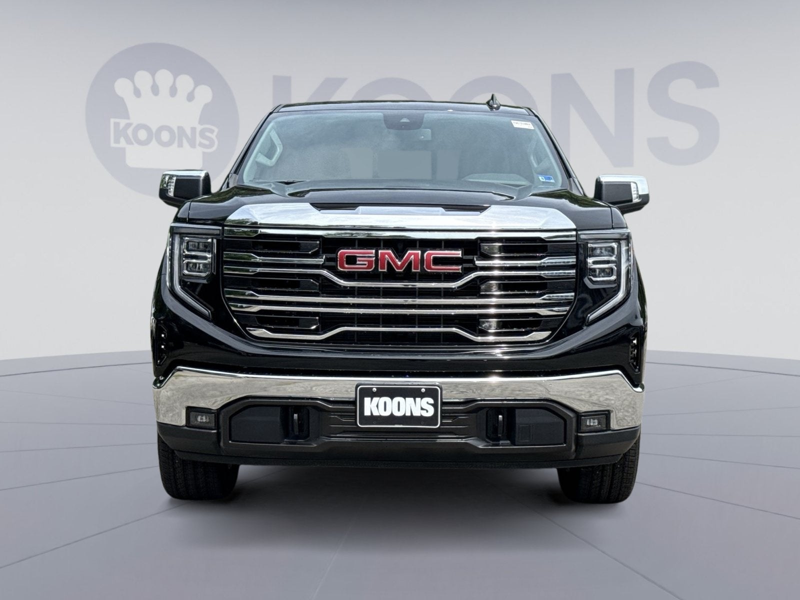 2026 GMC Sierra 1500 SLT - Photo 8