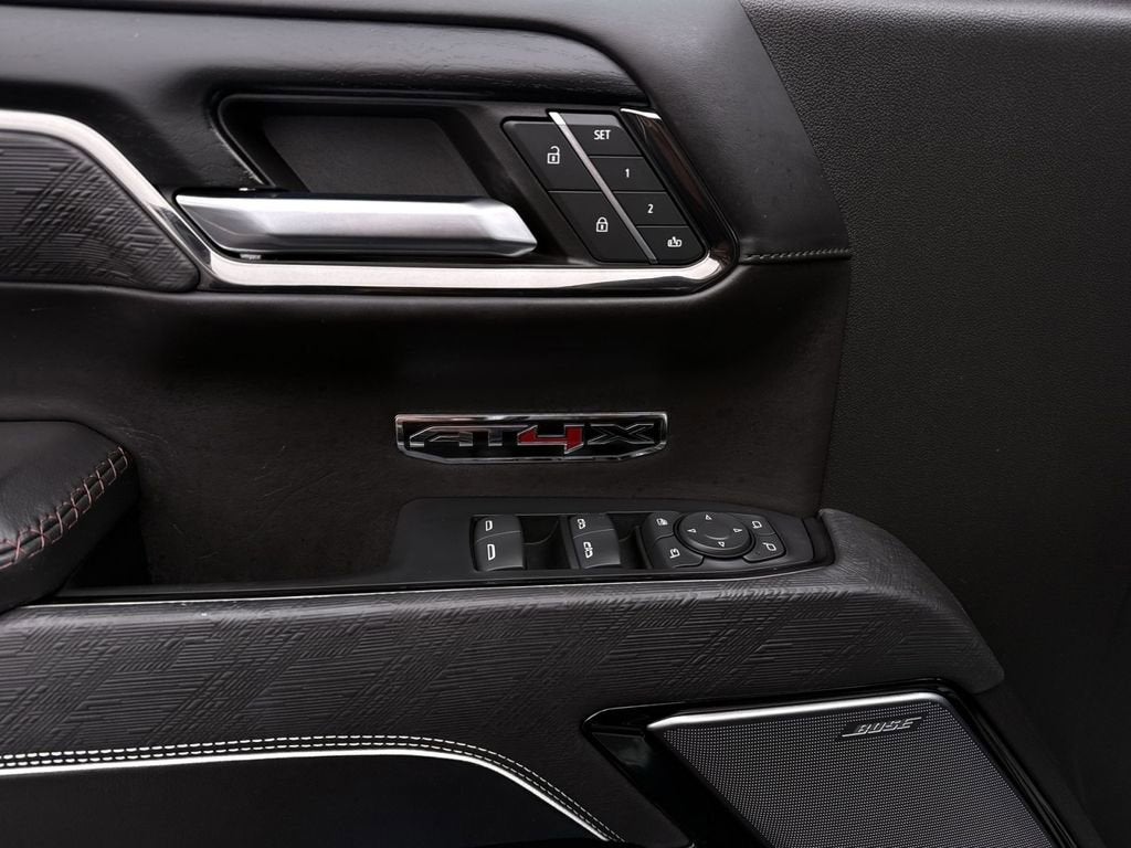 2024 GMC Sierra 1500 AT4X