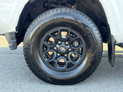 2021 Toyota Tacoma SR5 V6