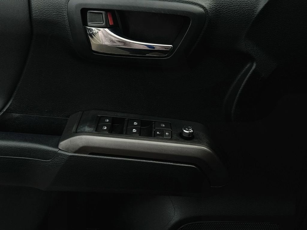 2016 Toyota Tacoma TRD SPORT