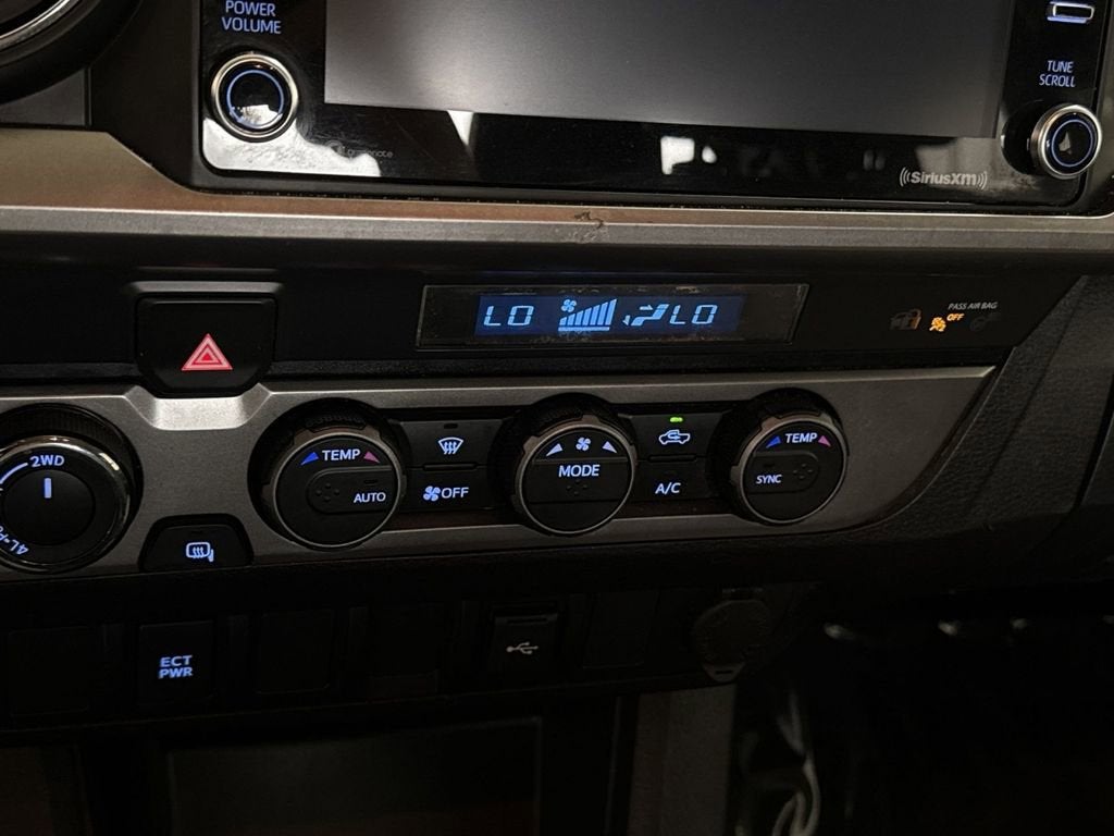 2022 Toyota Tacoma 4WD SR5