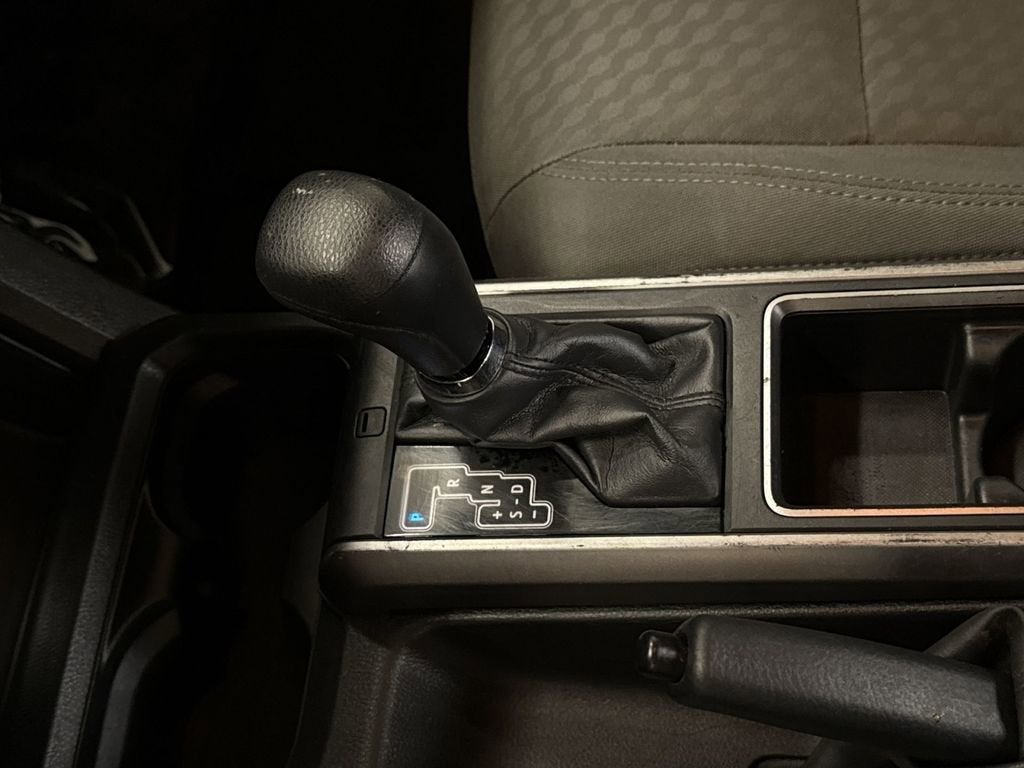 2022 Toyota Tacoma 4WD SR5