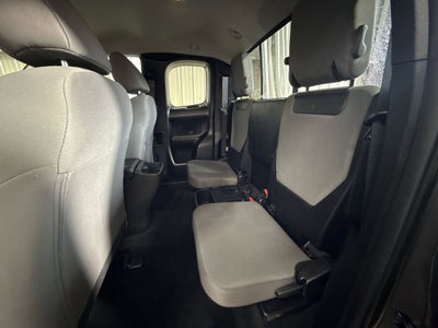 2022 Toyota Tacoma 4WD SR5